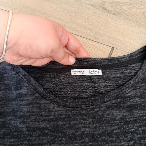 Zara Charcoal Black Long-Sleeve Pullover with Sheer Bishop Sleeves - Picture 4 of 4